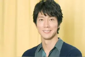 恭喜！53岁佐佐木藏之介宣布娶同龄圈外人，曾与天海佑希传绯闻图片