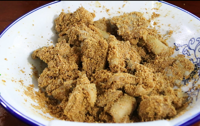 羊排这样做太好吃了，香味扑鼻，没有羊骚味，步骤详细简单易做