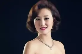 浅谈西方抽象主义油画产生的社会时代文化背景及其画面表现图片
