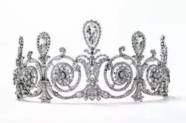 Pt900是什么意思（这种金属明明比黄金更贵）