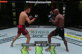 苏木达尔基：当“雄鹰”展翅时，整个天空都属于他图片