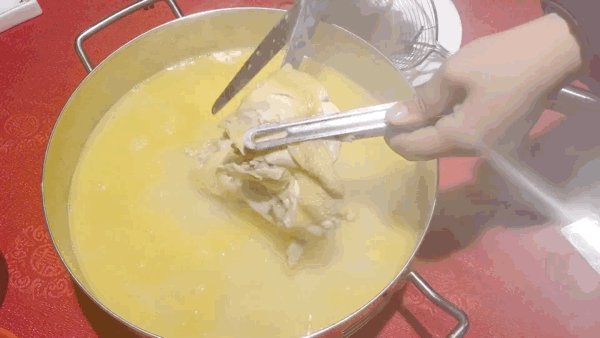 关于花胶鸡汤的说说 2025年关于花胶鸡汤的说说文案