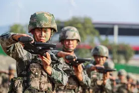 超燃！直击“老槐树”下军体运动会！图片