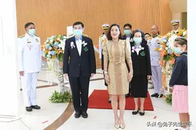 泰国大公主换短发了，第一次狠心剪去长发，气场提升了好几个档图片