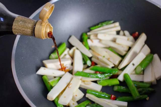 整个五月的鲜，一道菜全吃上了：今夏餐桌的新宠