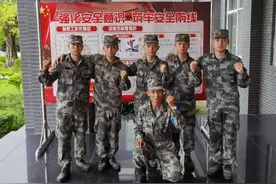 班长，你们的“奶茶”很甜很暖图片