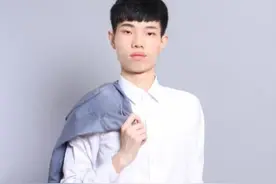4AM：听说有人要在全网搞我？鲨鱼哟：大哥，我错了，别杀我图片
