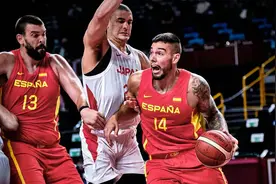 半场净输20分！日本男篮被打懵！21分钟20+9，他才是FIBA大杀器图片