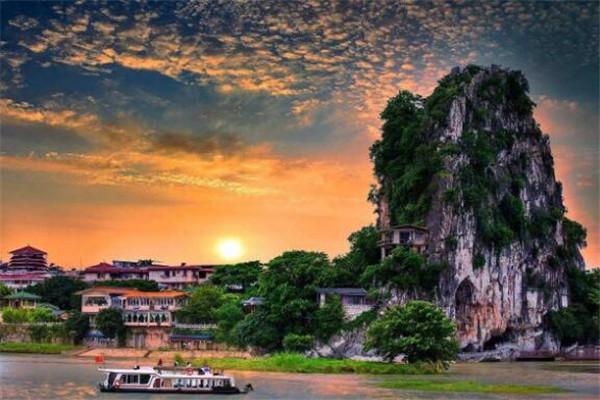 桂林十大最好玩的旅游景点，漓江不容错过的景点