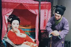 《红楼梦》告诉你，癞蛤蟆为什么会爱上白天鹅图片