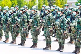 台军方高层大幅变动，一把手“参谋总长”之位由陆军司令陈宝余接任图片