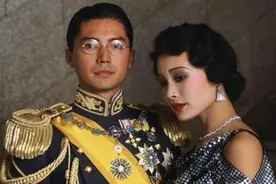 亚洲第一美男尊龙，迷倒林青霞王祖贤，被挚爱拒绝68岁孑然一身图片