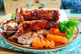 秋季转凉最爱鸡腿饭，用一汁成菜草本酱汁，3分钟入味，肉嫩多汁图片