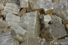 石膏的详细介绍图片