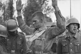 400万苏联红军被俘后的结局：4种人就地枪决，活下去还要过4道关图片