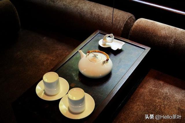 茶说人文：茶香百味难寻，我独爱茶心一味，一茶一人，清苦到底