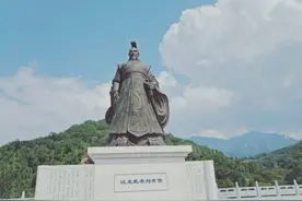 光武帝刘秀在昆阳之战中能战胜王邑，是怎么做到的？图片