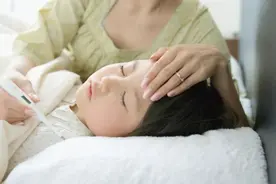 女儿突然暴瘦，拍片时医生让孩子摘下项链，妈妈：没有项链啊图片