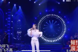 云朵…《我是一只小小鸟+爱是你我》图片