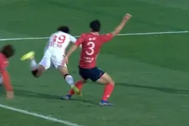 上海海港2:1陕西晋级！决胜点球引发巨大争议，宫磊：有运气成分图片