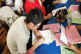 幼儿园调查表引发众怒，宝妈：查工资流水就算了，还调查月经史图片