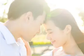 涂磊：爱情是一根橡皮筋，爱得最深的那个人，伤得最重图片
