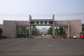 襄阳最强3所高中，除了家喻户晓的五中、四中，另外一所你知道吗图片