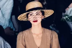 “京圈梨涡女神”朱珠：出生便是公主命，却不当名媛当女王图片