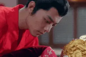 肖战李沁吻戏上热搜，《狼殿下》这波“自杀式”豪赌，让人太心疼图片