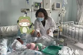 2岁女童偷吃1颗“巧克力”，竟被紧急送进ICU！这种“零食”千万警惕！图片