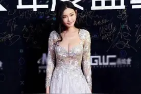 90后女演员童菲简直太完美了图片