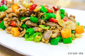酸辣鸡胗这样做，简单易制作，酸辣爽脆又不腥，好吃又下饭图片