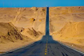 最孤独的国道，从西宁到喀什，穿越中国一半的无人区图片