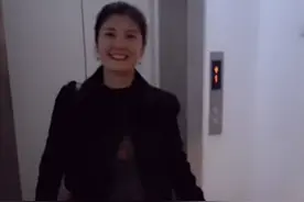 山东一女子离婚多年，前夫姐姐突然上门探望，二人相处状态太和睦图片