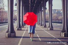 一个城市独生女孩，一个有弟弟的农村女孩，娶谁比较合适图片