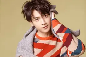罗云熙不仅古装帅，现代装一样很MEN图片