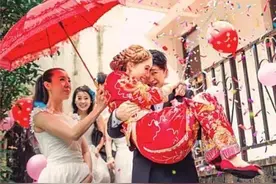 婚礼当天，接新娘的时候，总有人给新娘撑红伞，这是为什么呢？图片