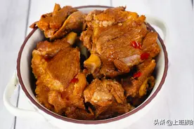 炖一锅酥烂入味的东北酱大骨，冬天就是要大口吃肉才痛快图片