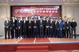 不止大惊喜，还有“小欢喜”，上海男排昨迎“三喜临门”图片