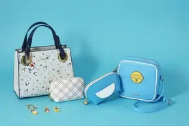 《哆啦A梦》联名日本小香奈儿！招牌铃铛变装饰图片