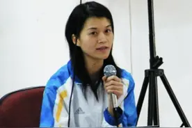 放弃华为100万年薪的女孩，35岁高龄选择当兵，现已是海军副舰长图片