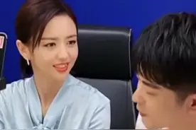佟丽娅现身直播捞金，网红辛巴不停夸赞偶像，引发妻子不满图片