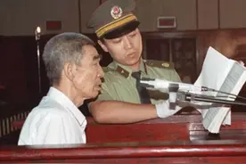 八十年代天津大邱庄：家用电器俱全，户户砖瓦房，年均消费近千元图片