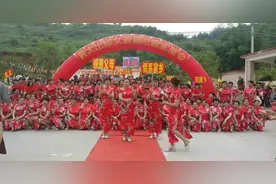 连州市大路边镇黄太村出嫁女首次回娘家聚会图片