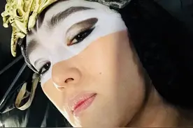 看完《花木兰》，我冷静了一下，心情复杂的写下这篇文章图片