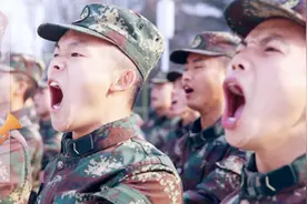 【起床号】8月18日，早安！歌曲《军人的颜色》图片