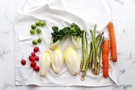 蔬菜好吃有诀窍，脆嫩爽口，切法是关键，很多人都不会这样做图片