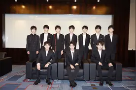 时代少年团新歌《小小孩》上线，王源包揽词曲并担任歌曲制作人？图片