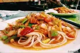 新疆人的传统美食——拉条子图片