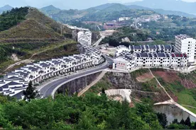 这里避暑自己煮饭，单间配套有厨房厕所，房租每月600元包水电图片